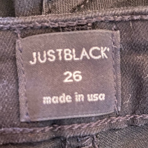 Just Black women's size 26 skinny ankle black jeans with faux sailor pockets - Picture 8 of 10